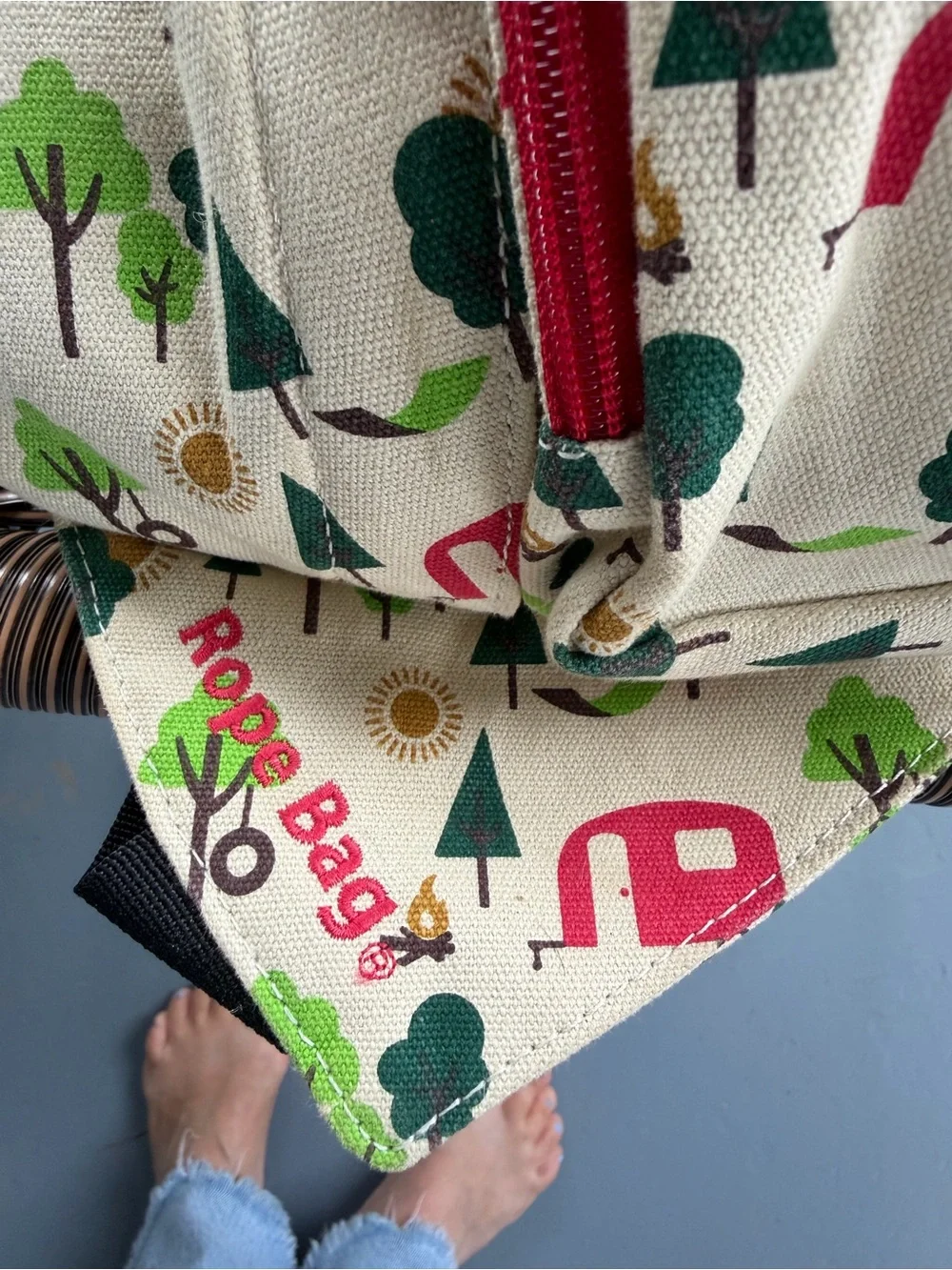 Kavu Sling Rope Bag in Cream with Camper Print